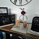 Les Charmilles Bed & Breakfast