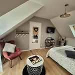 Les Charmilles Bed & Breakfast Escoville