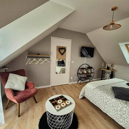 Les Charmilles Bed and Breakfast Escoville